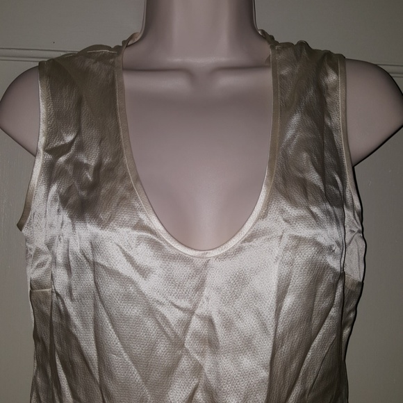 Kenneth Cole New York Vanilla Silk Blouse Sz 4P - Picture 2 of 8